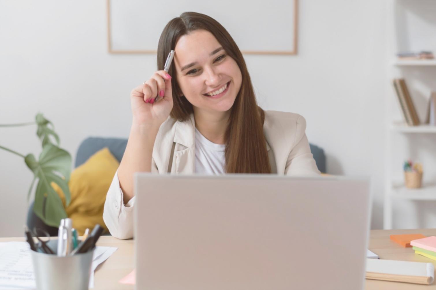 Interface utilisateur cariventaora montrant les fonctionnalités de budgétisation